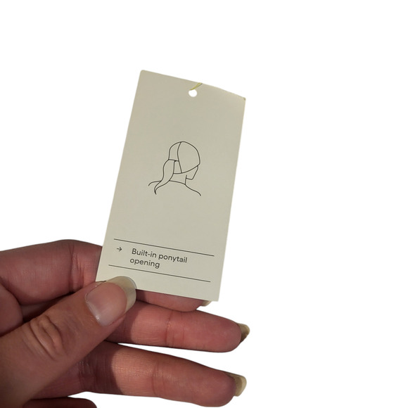 NWT all in motion white winter hat with built in ponytail opening, one size - Picture 3 of 3